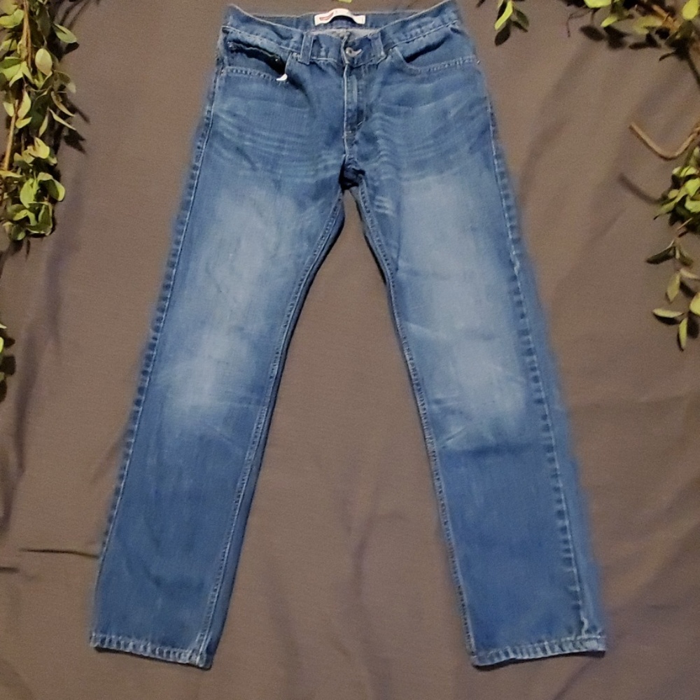511 Slim LEVI'S.                #302